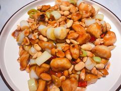 宫爆鸡丁-雲蜀龙阁·金牌水煮鱼(方庄店)