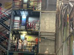 -极限Jump蹦床·新潮玩运动世界·室内乐园·团建·派对中心