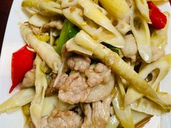 -华冠悠岚·庭院餐厅(青城后山店)