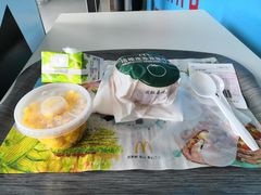 -麦当劳(得来速店)