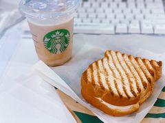 星巴克特惠早餐-星巴克臻选(成都环球乐天店)