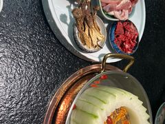 -得意咚瓜·顺德鱼生·冬瓜火锅(深圳首店)