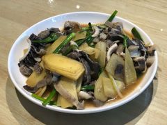 葱姜炒牛百叶-东山茶寮(新安店)