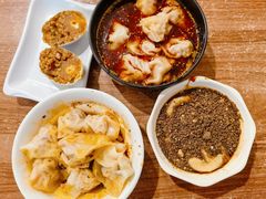 -继红顺河抄手名小吃