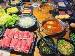 -呷哺呷哺(万达新世界店)