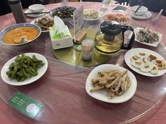 -小陆莲花蟹园农家乐(莲花岛店)