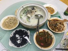 -天乐农家鱼头王(天目湖店)