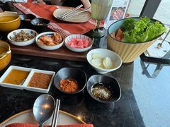 -雾山韩式烤肉·海南糟粕&椰子鸡火锅·海景餐厅(三亚绿发山海天JW万豪酒店)
