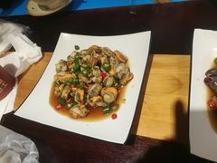 -臻鲜燕海鲜融合餐厅(金陵style店)