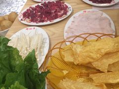 -名门潮牛·鲜牛肉海鲜火锅.烧烤自助餐厅(诚丰广场店)