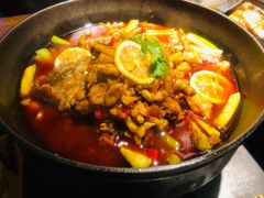 -辣尚瘾·烤鱼·新川菜(交大直营店)