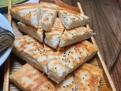 饽饽饼-王明古法砂锅居(开化寺店)