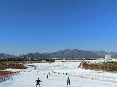 -华彬猛犸滑雪场
