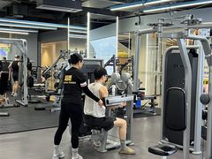 -超鹿运动(五四路恒力城店)