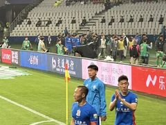 -上海体育场