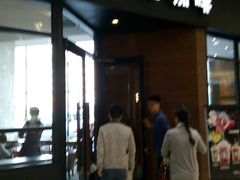 -星巴克臻选(呼和浩特维多利摩尔城店)