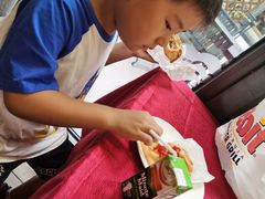 -The Habit Burger Grill 哈比特汉堡(复兴soho店)