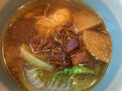 -美食小镇·观赏珍稀鸟类·长隆熊猫酒店