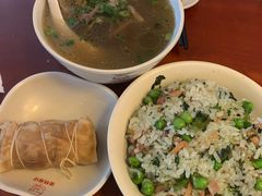 -佬钱湾仔(衣裳街店)