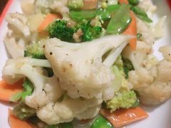 干锅有机菜花-叶派龙虾•招牌香辣蟹·海鲜(中海国际店)