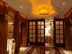 -慈溪白金汉爵大酒店