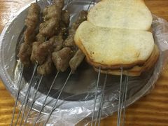 -亮亮烧烤(积玉桥总店)