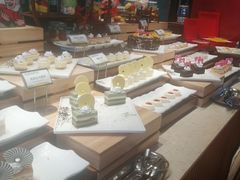 -亚马逊环球美食百汇(新城吾悦广场店)