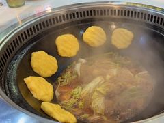 -哈尔滨烧烤·山河村铁锅炖(交大店)