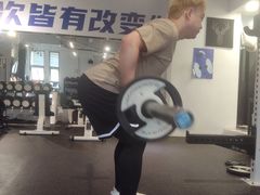 -汗水空间私教健身连锁(SM广场店)