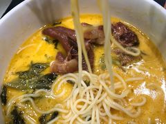 酸辣汤牛肉面-和府捞面(西溪印象城店)