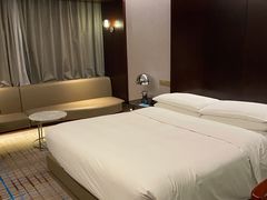 -上海龙之梦万丽酒店