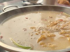 -老来福·非遗酸汤兔(凯旋路店)