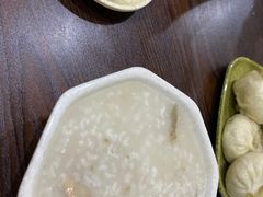 -舒小笼松针小笼包