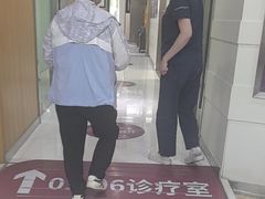 -雅悦齿科(顾村公园店)
