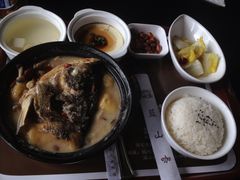 蓝山咖啡馆(滨江三店)-蓝山咖啡馆(白马湖店)