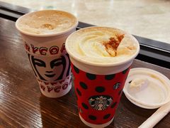 -星巴克臻选(呼和浩特维多利摩尔城店)