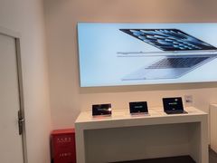 -Apple授权专营店(宝山万达店)