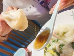 鲜猪肉小笼包-穿蒸引鲜·嗲记(正大广场店)