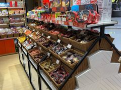 零售区-来伊份1038(新村路三店)