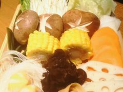 -呷哺呷哺(融创茂店)