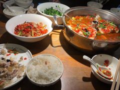-洞庭土菜馆(易发广场店)