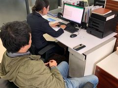 -上海宝信宝马4S店