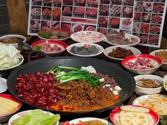 -沸炉重庆老火锅(军事博物馆店)