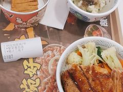 -吉野家(学院路店)