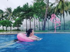 -亚龙湾亚泰商业街