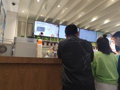 -CoCo都可(湖滨银泰店B区店)