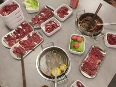 -张哞哞·鲜切牛肉自助火锅(高德置地店)