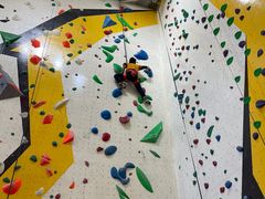 -问山MountQuest攀岩馆