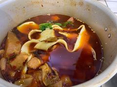-晓彭肥肠鸡·泡椒鸡火锅(水木天地店)