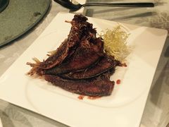 -品悦酒店(三林古镇店)